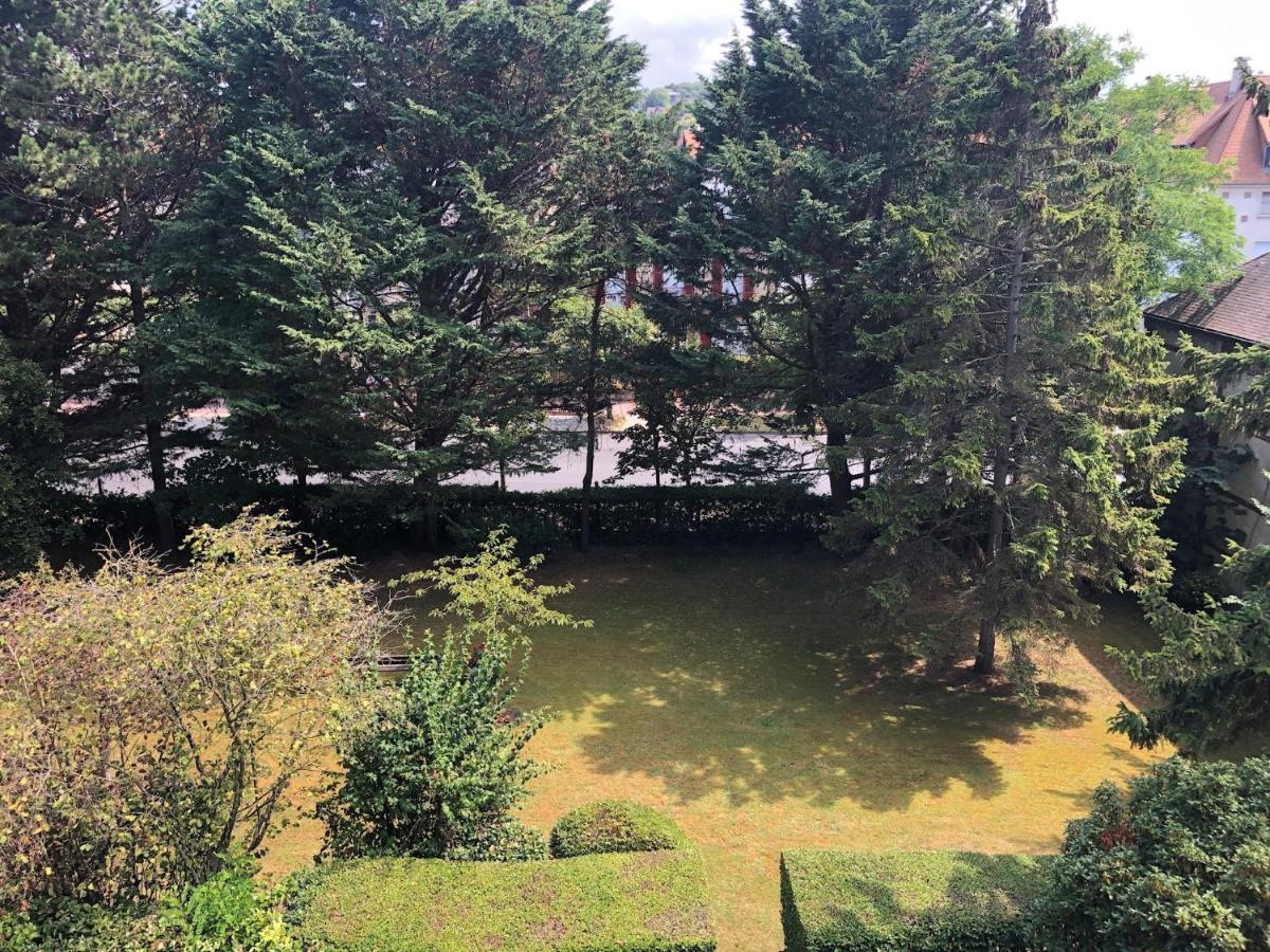 Beau Studio Terrasse Vue Jardin - A 2 Pas De La Mer Deauville Buitenkant foto