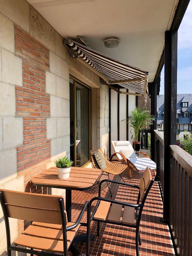 Beau Studio Terrasse Vue Jardin - A 2 Pas De La Mer Deauville Buitenkant foto