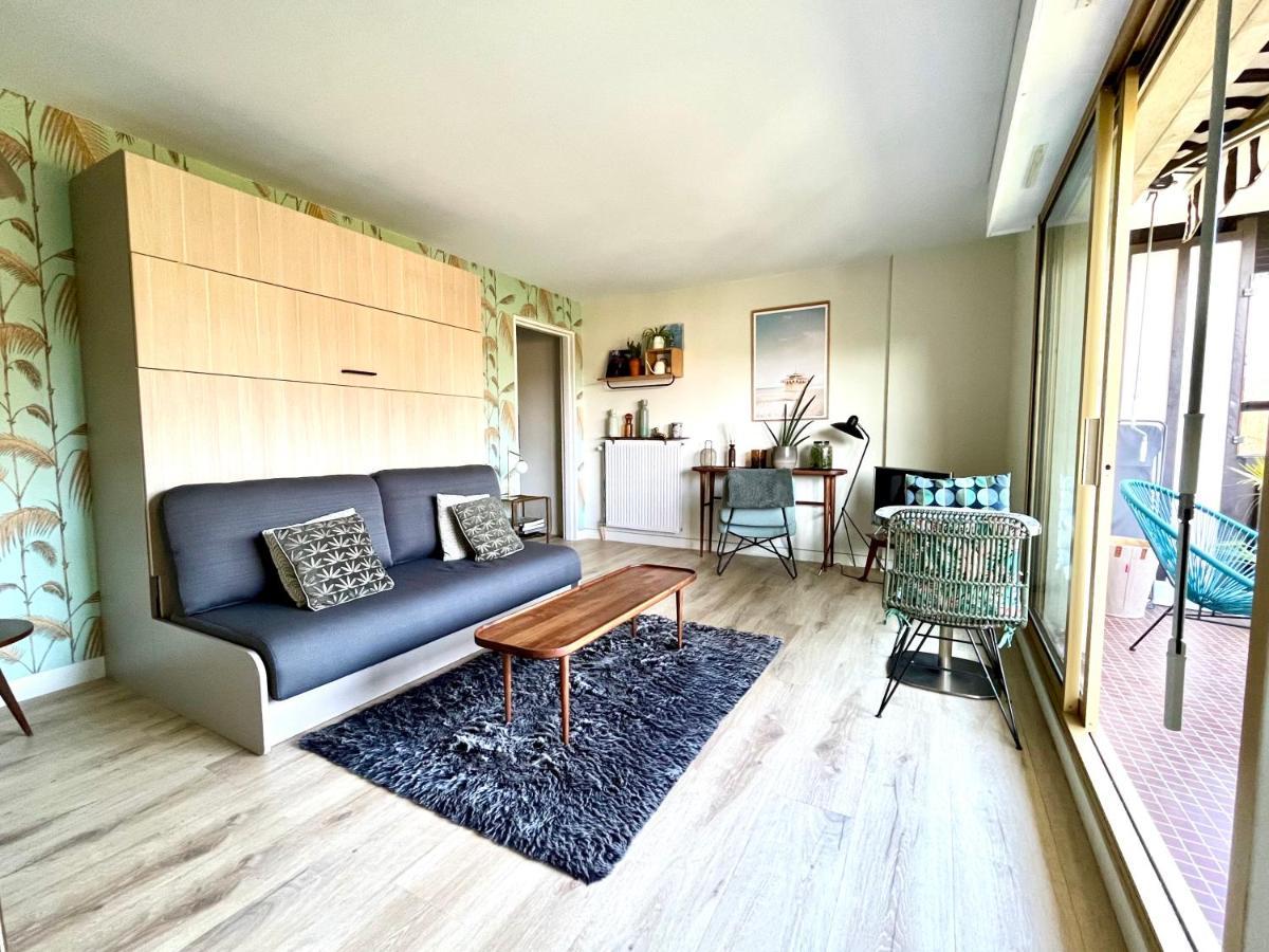 Beau Studio Terrasse Vue Jardin - A 2 Pas De La Mer Deauville Buitenkant foto